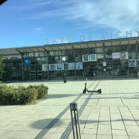 Le Beauparlant, 5 Min Grand Marche, 10min Gares Et Thermes Vichy